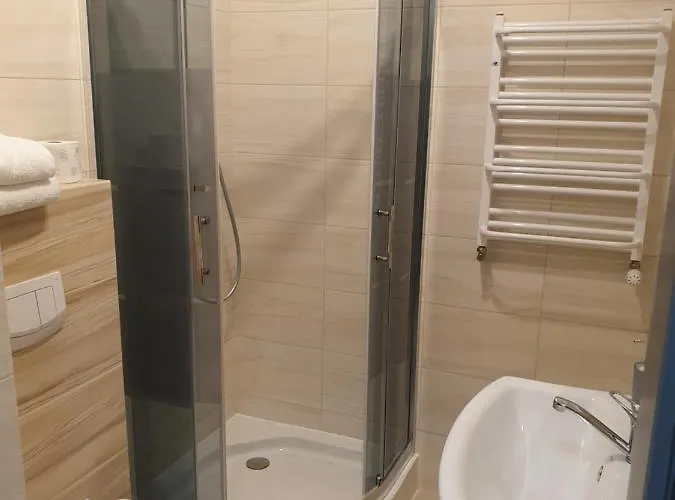 Motel Na Stacji Paliw *